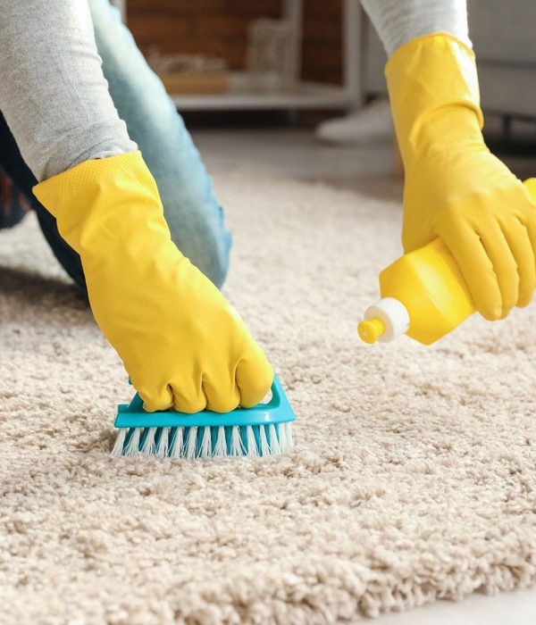 پاک کردن لکه قیر از روی فرش - قالیشویی چلسی