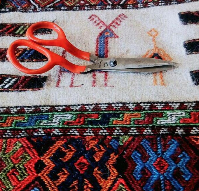 قیچی کاری فرش و انواع آن - قالیشویی چهلسی