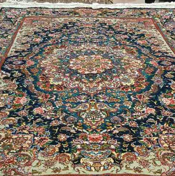 شستشوی فرش گل ابریشم در کرج - قالیشویی چهلسی